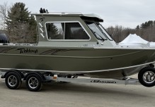 2026 Weldcraft 210 Revolution - Seafrost Metallic